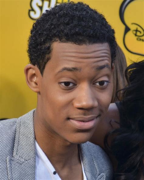 Tyler James Williams 2024: dating, net worth, tattoos,。